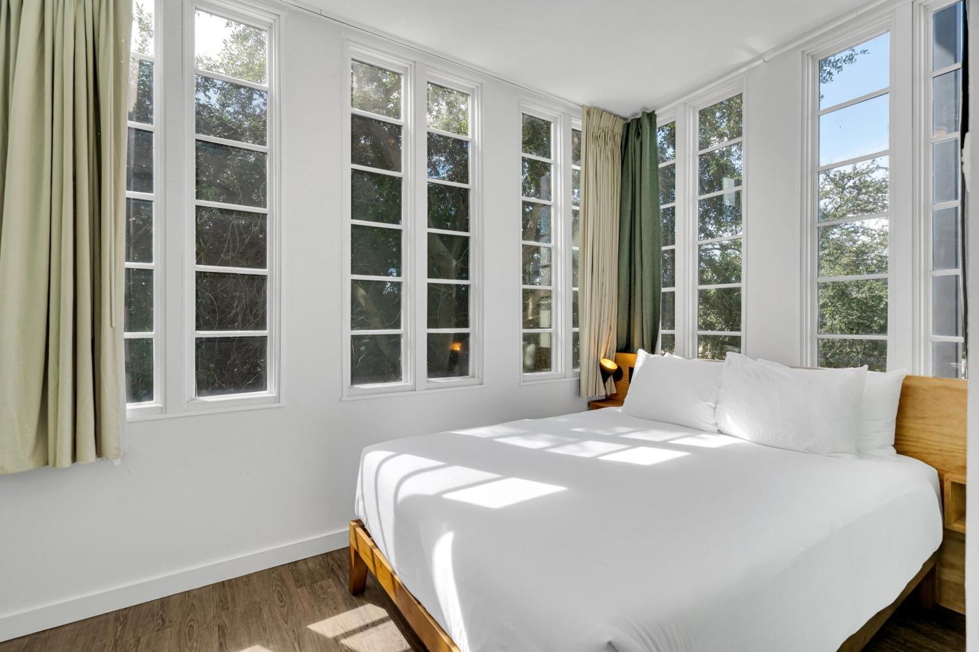 Queen Room Two Queen Beds