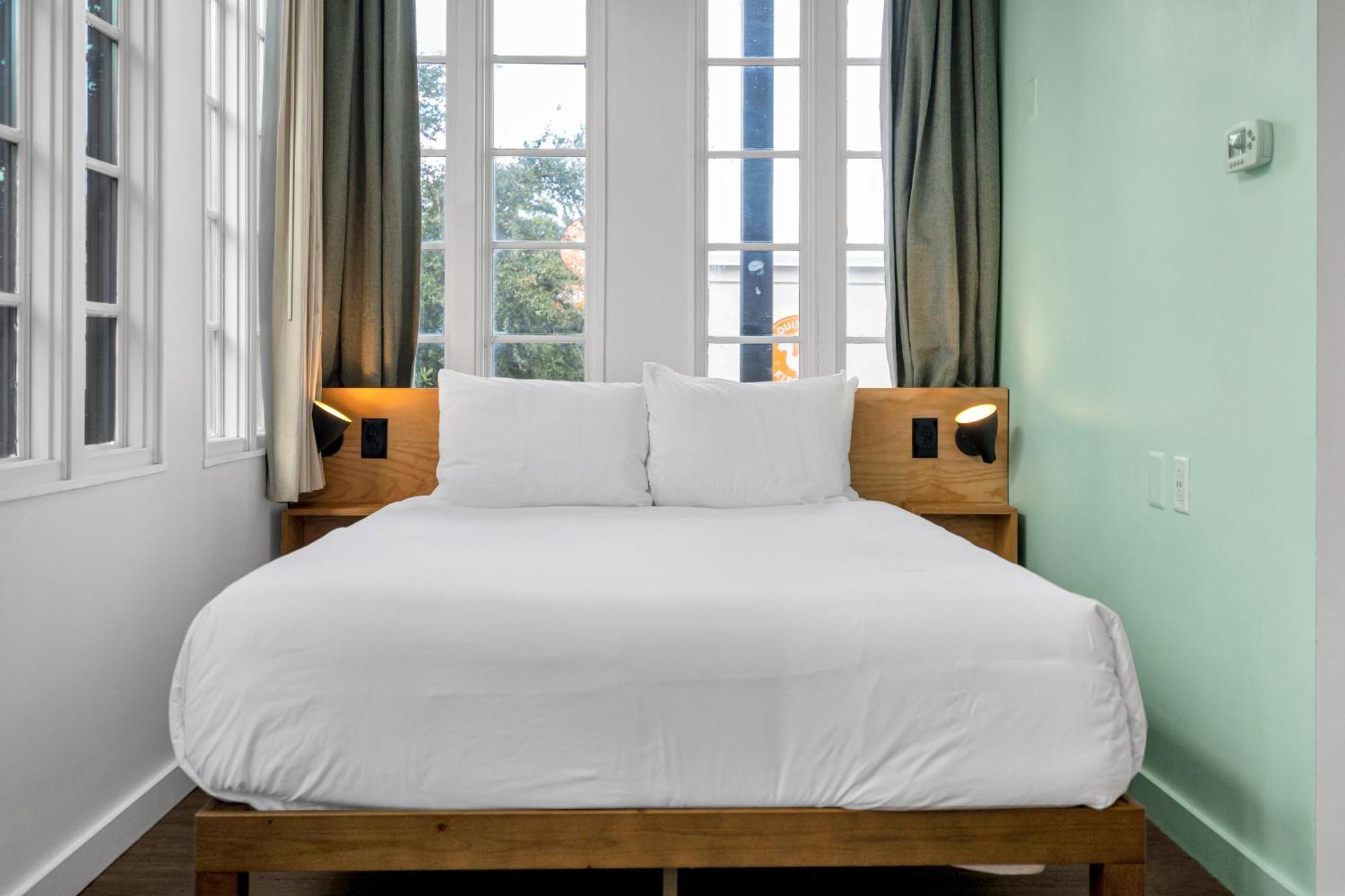 Queen Room Two Queen Beds